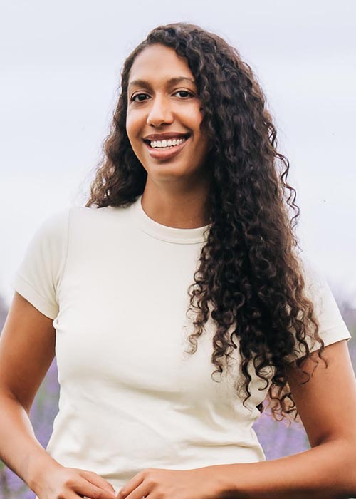Elizabeth Booker Houston headshot